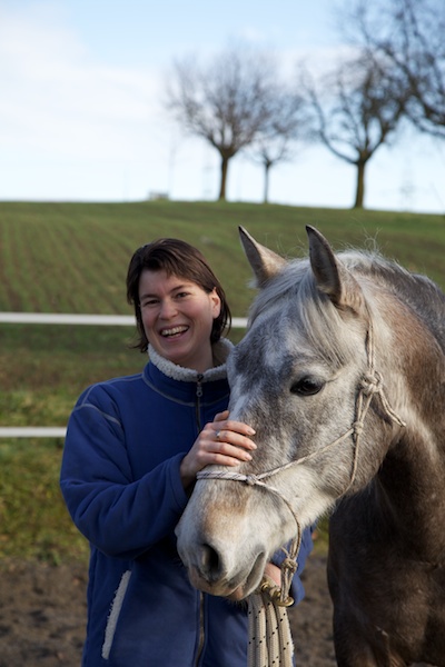Vom Sorgenkind zum starken Partner: Der 16-Wochen-Wegweiser für engagierte FreizeitreiterInnen – Online Kurs für Muskelaufbau vernetzt mit Stoffwechsel- und Praxiswissen